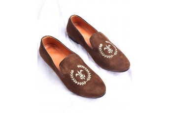 Brown embroidered loafers