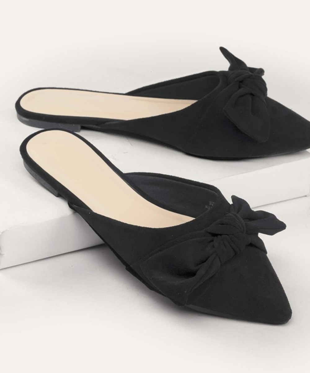 pointed toe bow flats