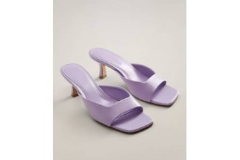 Simple lavender heels