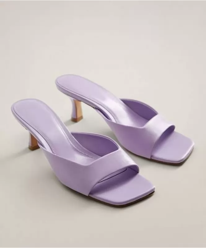 Simple lavender heels