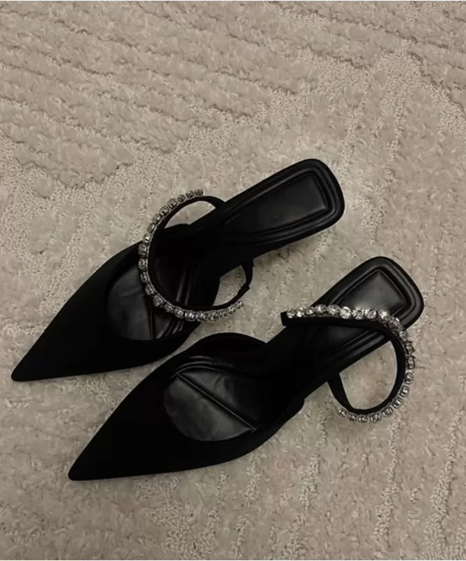 Black rhinestone detailed heel