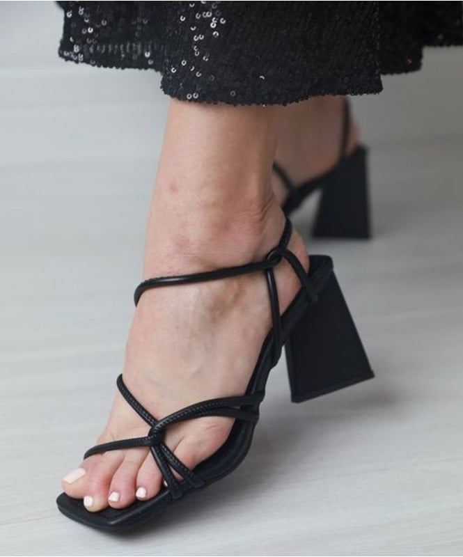 Little chic black heels