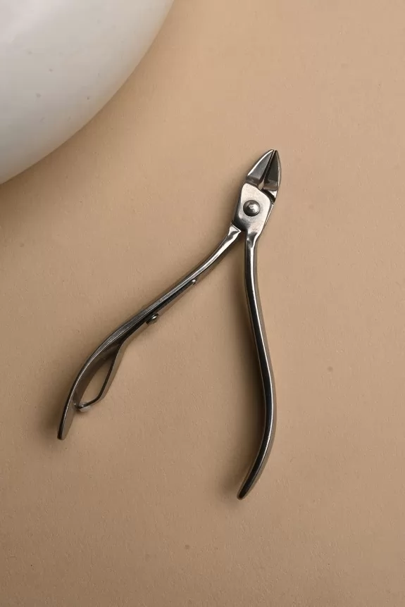 Nail Clipper for thick and ingrown nails
