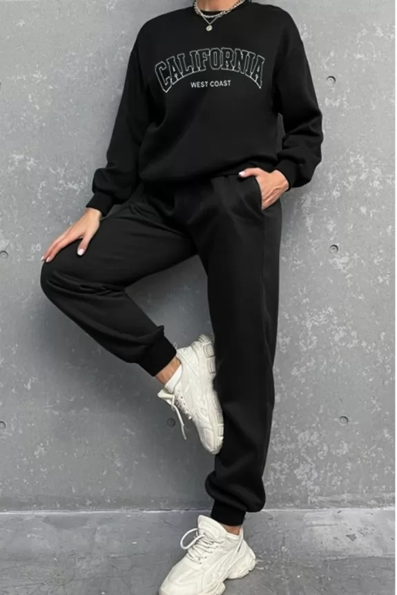 Sweatshirt and joggers shop
