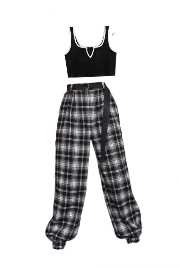 Set of 2 - Black crop top with plaid jogger