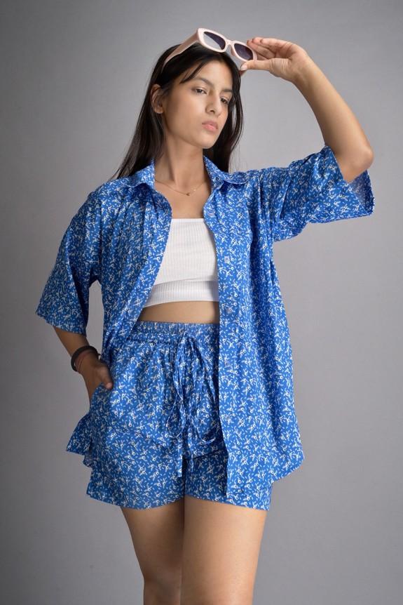 Set of 3: Blue Ditsy Printed Oversized Shirt & Shorts With a Complementary White Top