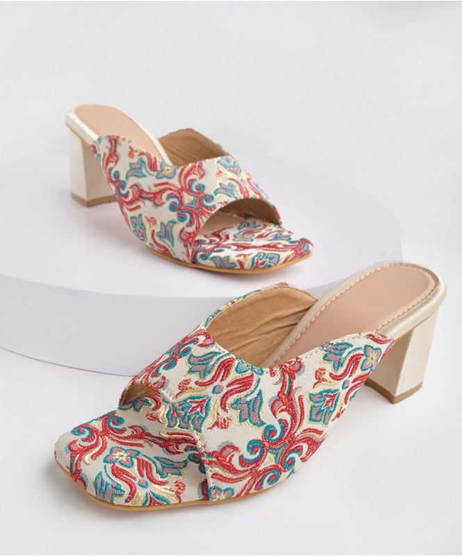 Multicoloured printed heels