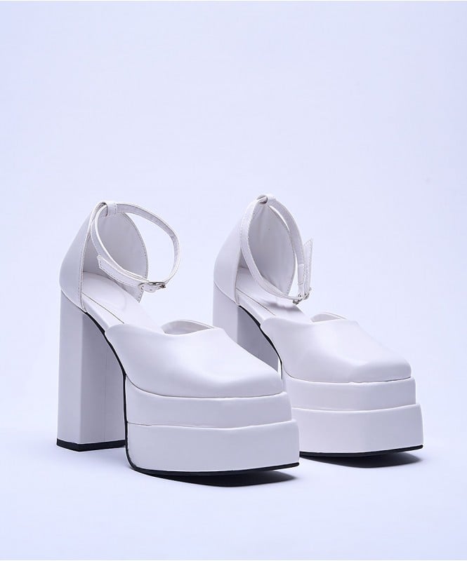 Basic white double planform heels 