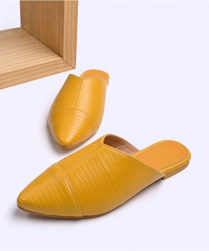 Mules mellow online yellow