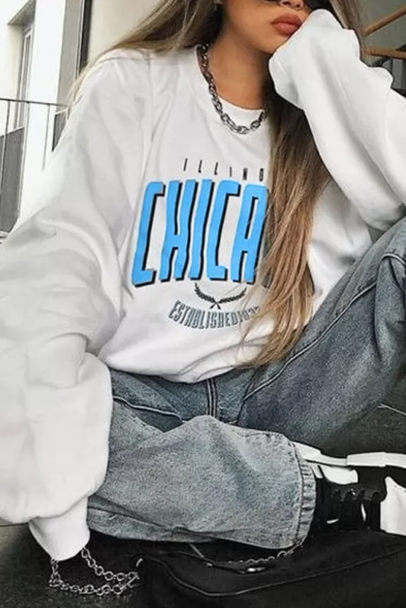 Oversized sweatshirt street store style