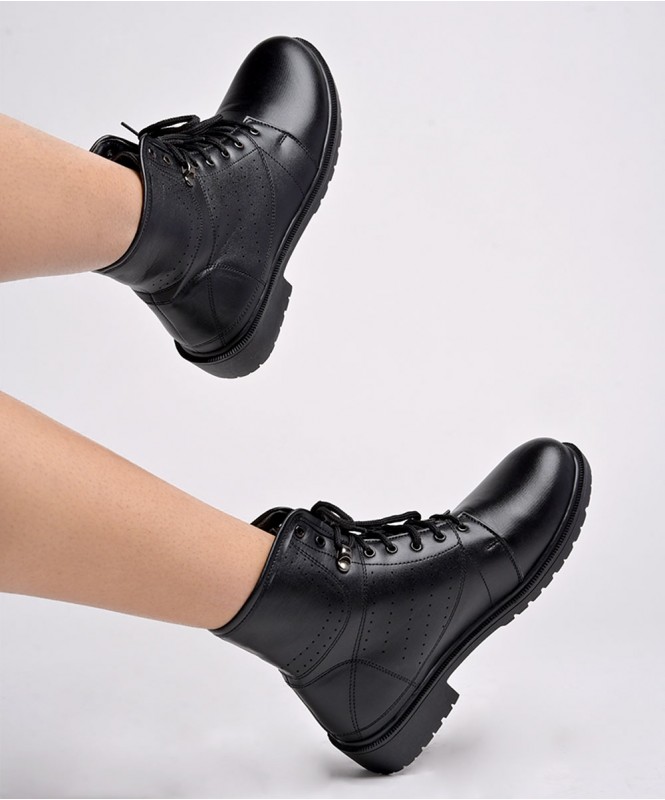 Classy sales black boots