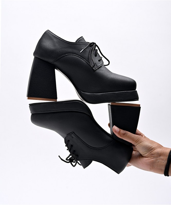Black hotsell platform flats