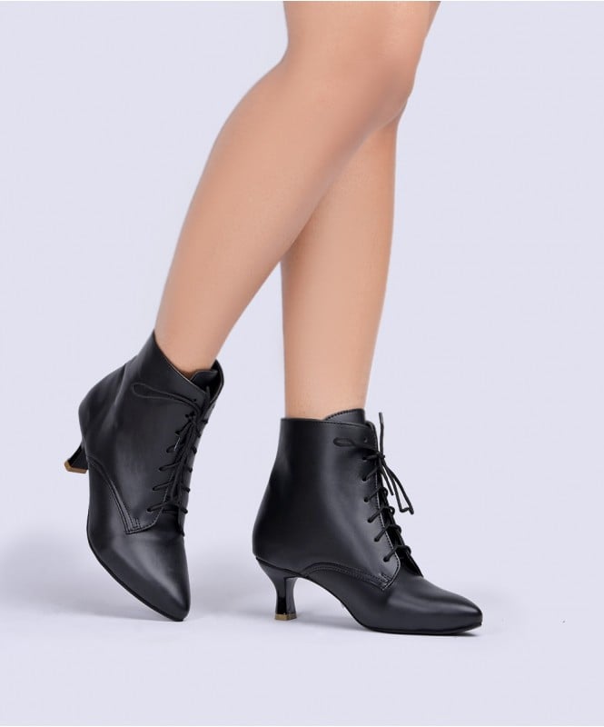 Black lace up pointed boots 