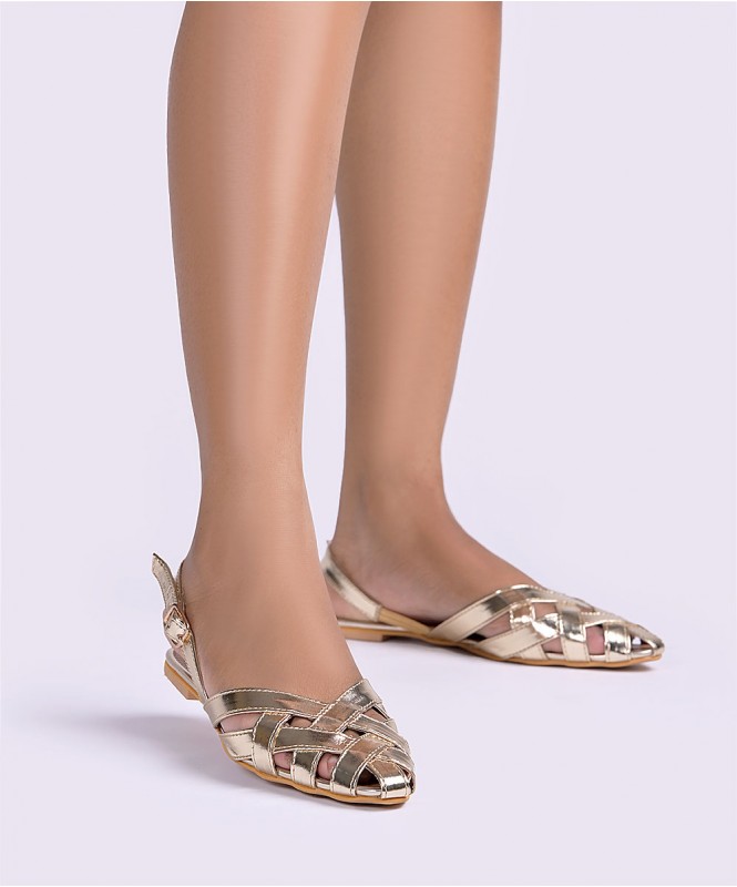 Street style store store gold flats