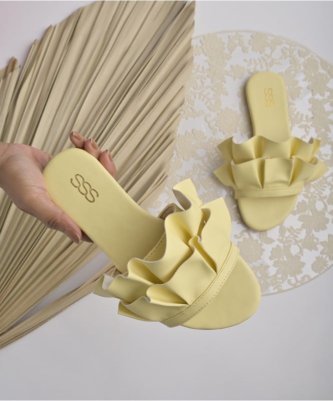 The yellow frill flats