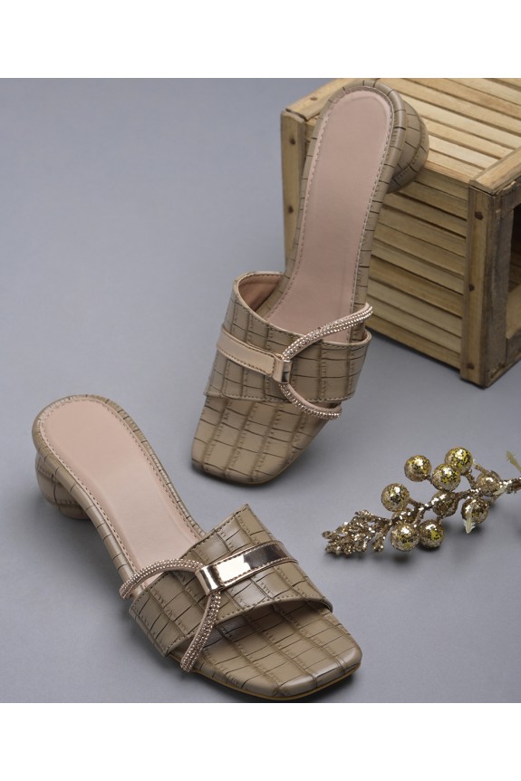 Croco pattern round heels