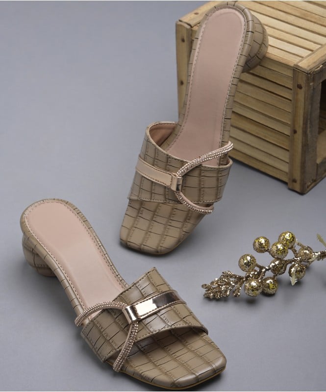 Croco pattern round heels