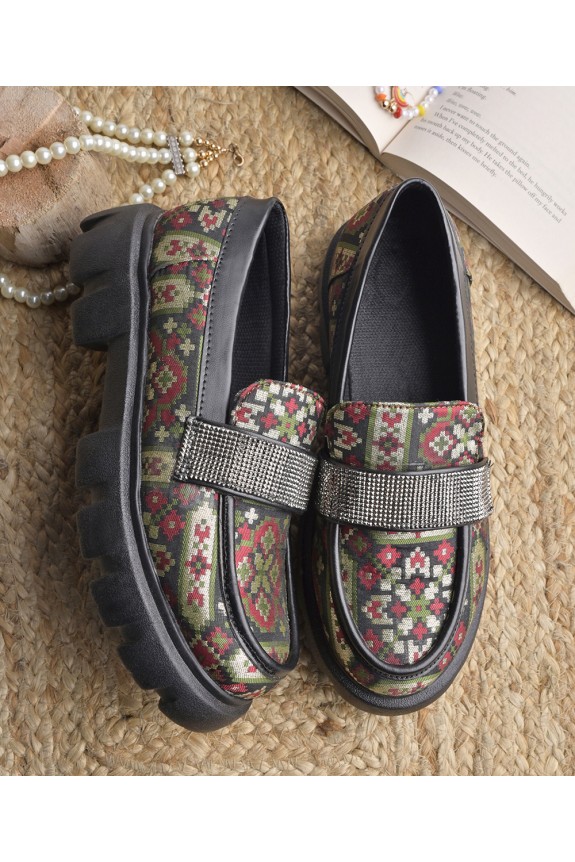The brocade beauty loafers 