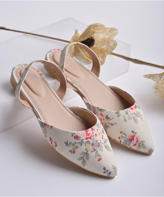 Minimal floral print flats 