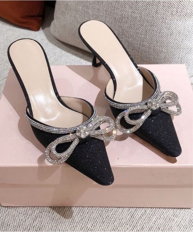 Black shimmer low heel 